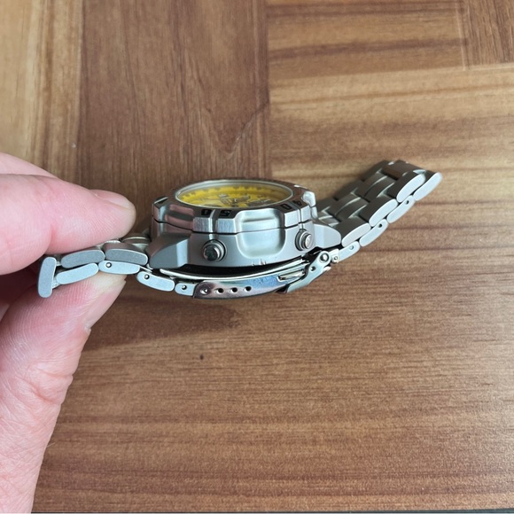 COPY - Seiko 7T32-6K19 Yellow Dial Blue Sun Dials - Picture 4 of 6